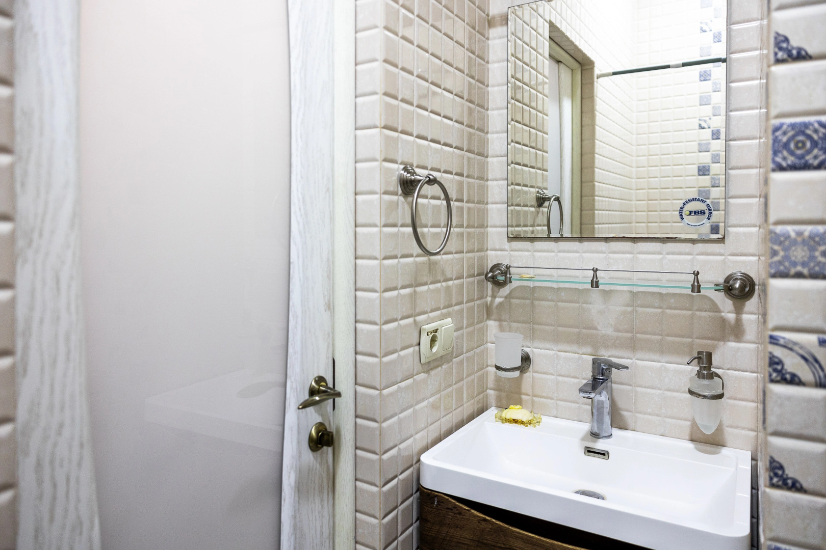 Квартира Инструментальная 31