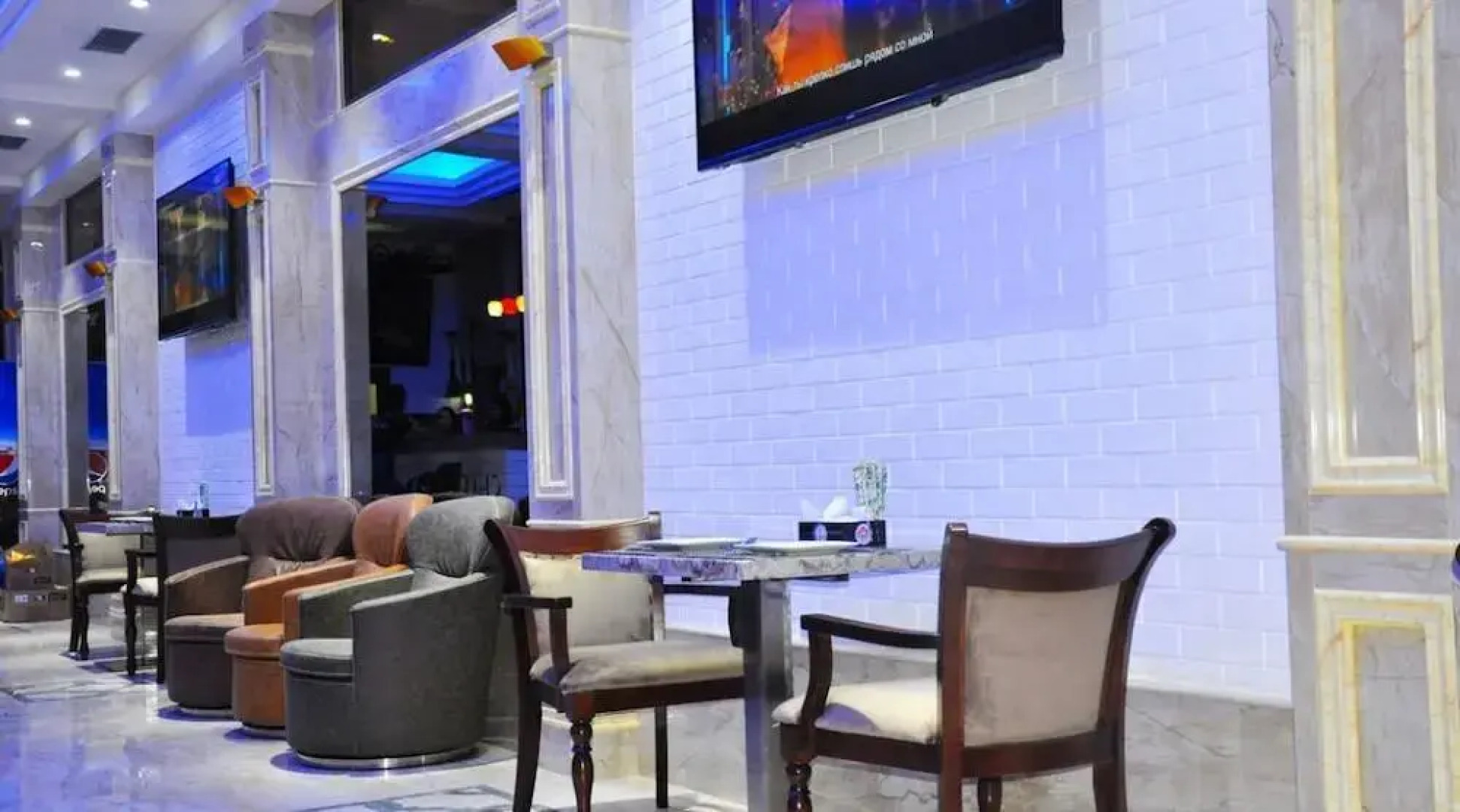 Parliament Palace Hotel