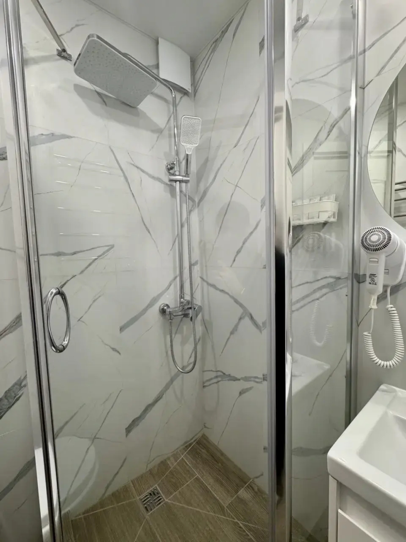 Апартаменты Кремлевская 25  3х Комнатная