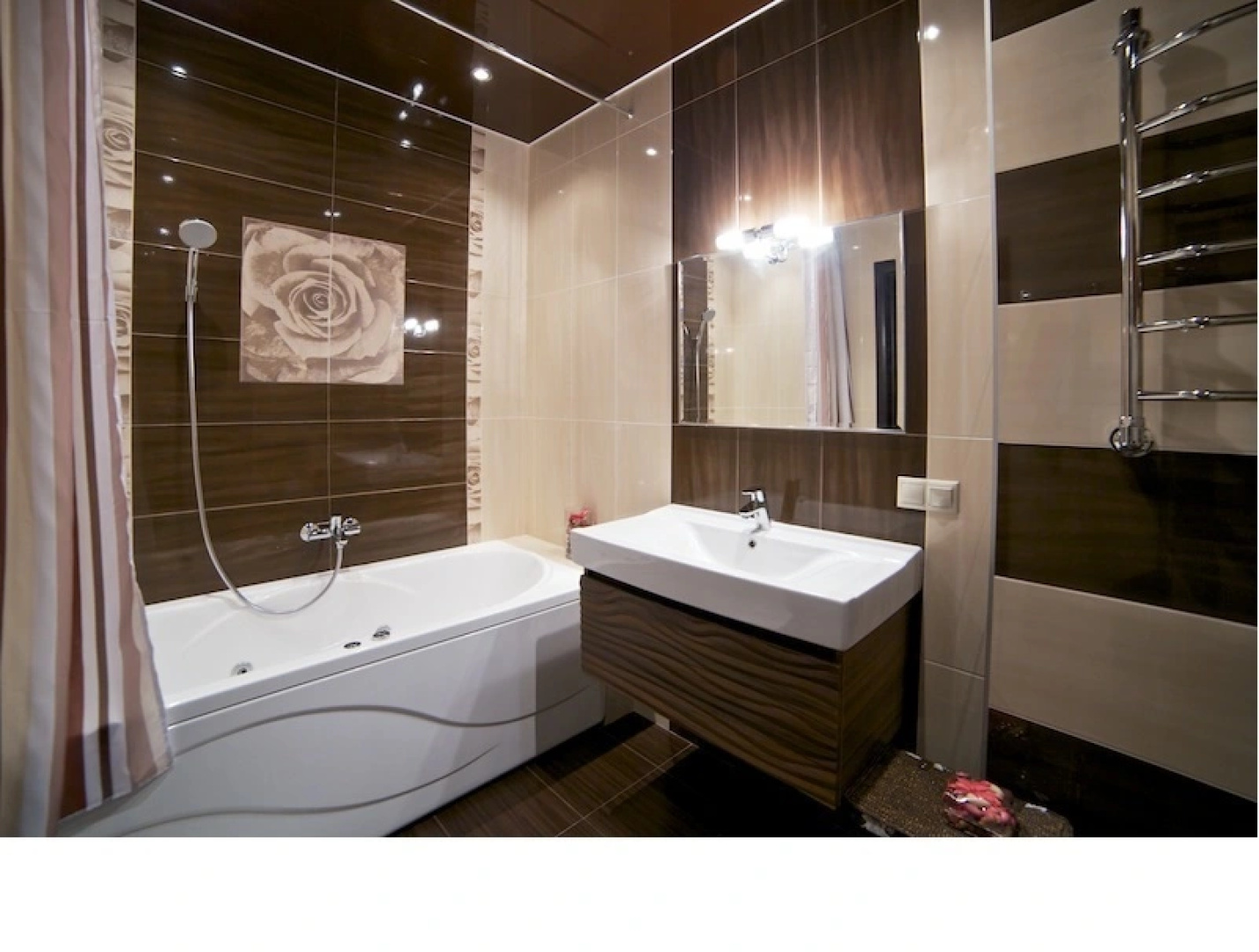 Апартаменты 2-комнатные HomeApart Скрыганова, 4А