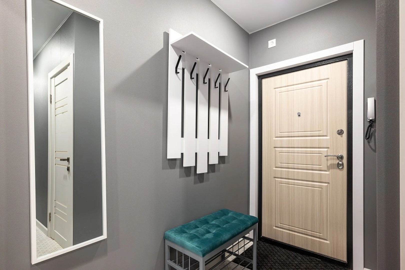 Квартира Двухкомнатная в Центре рядом с Озером Кабан ул. Татарстан д. 58