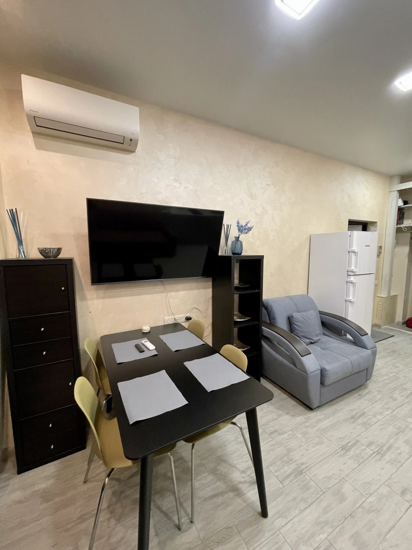 Квартира Студия с Чердаком Напротив ТЦ Горки город