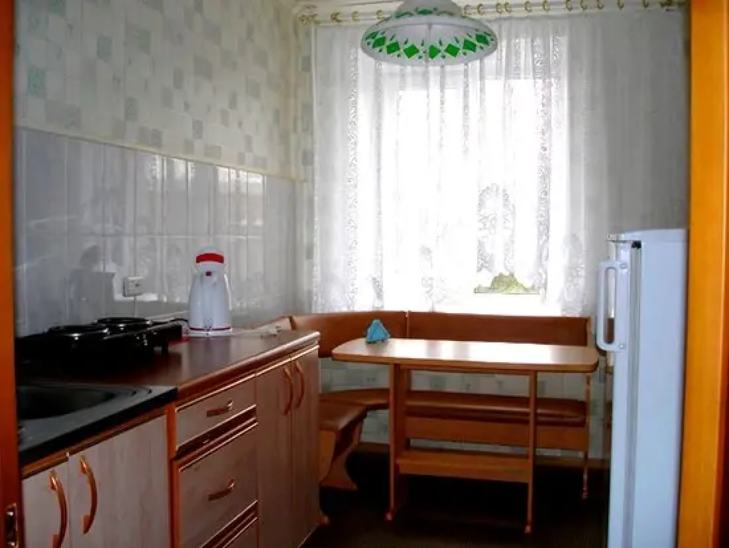 Апартаменты Салют Школьная 4