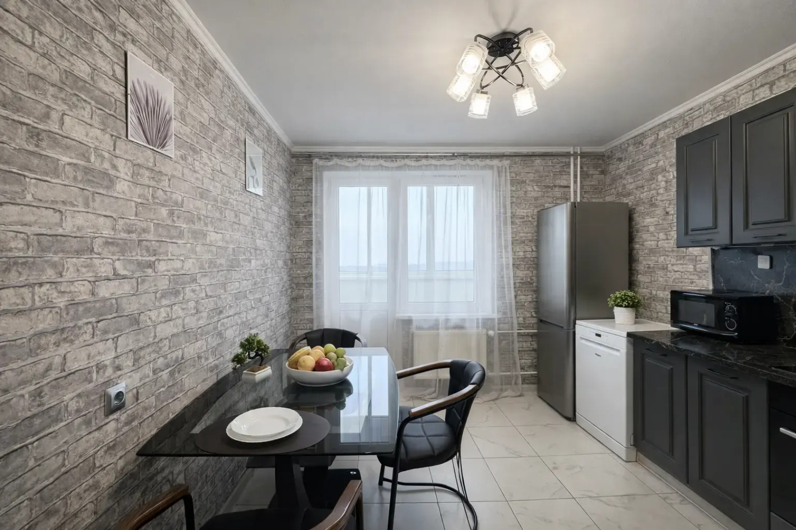 Апартаменты Платона кляты 27 ЖК Суворовский