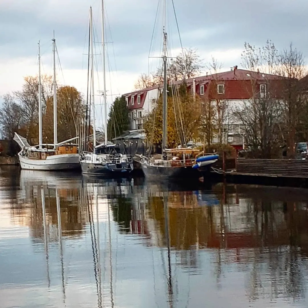 Отель Домик у причала