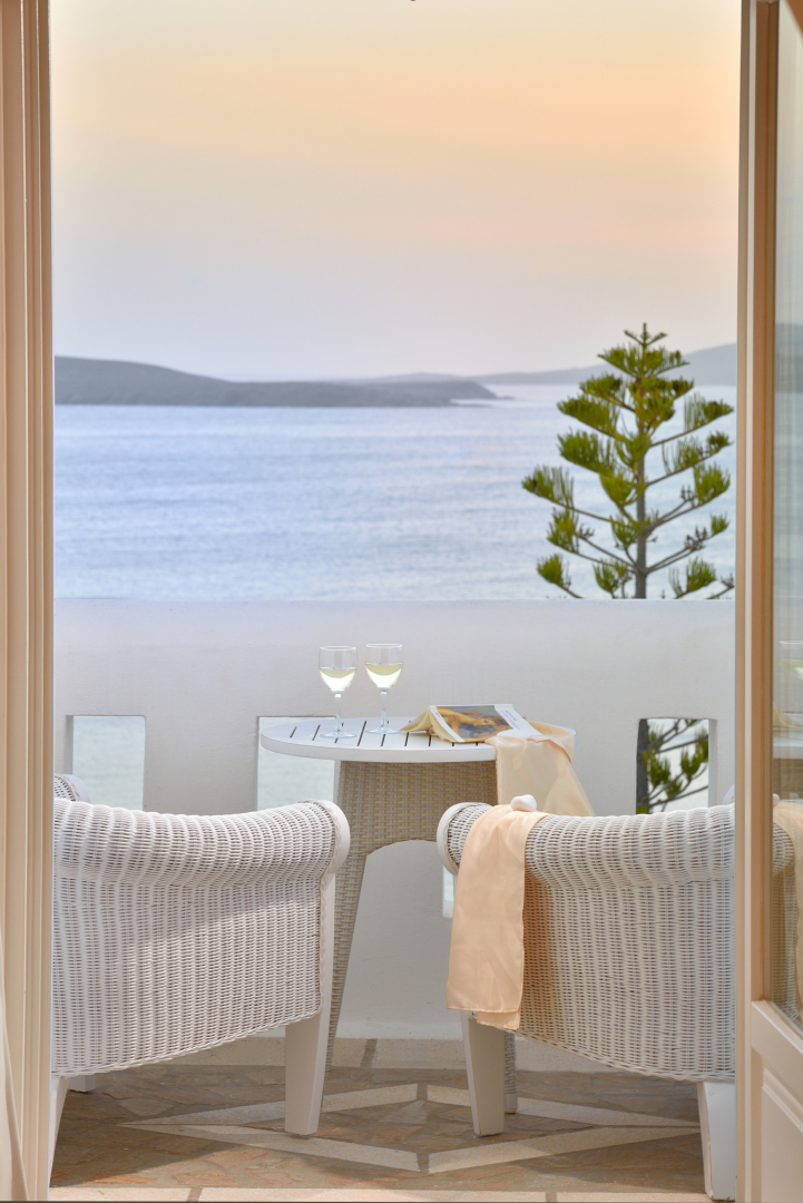 Отель Saint John Hotel Villas & Spa