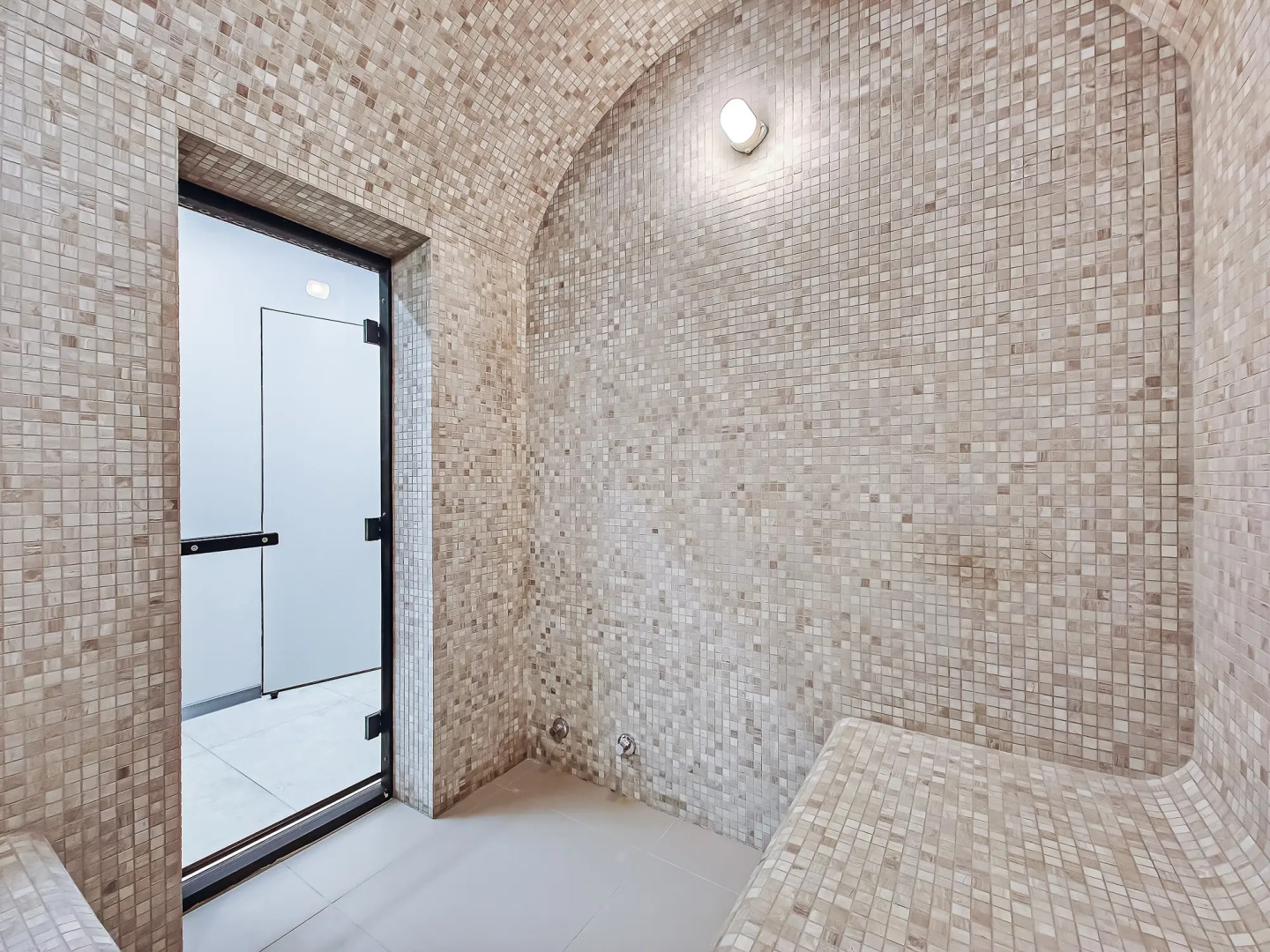 Отель Гостиничный комплекс ДК