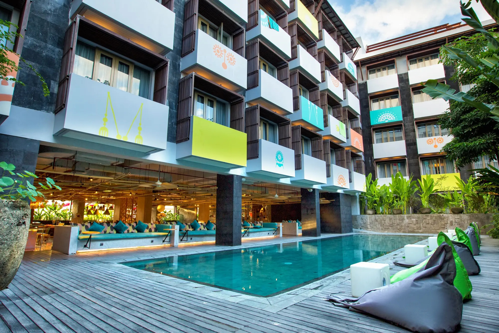 Ikosharold Suites Seminyak