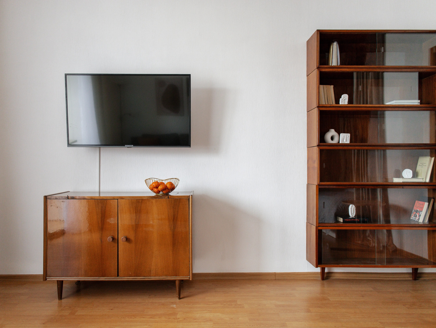 Апартаменты 1к Apart-Comfort на Октябрьской 33