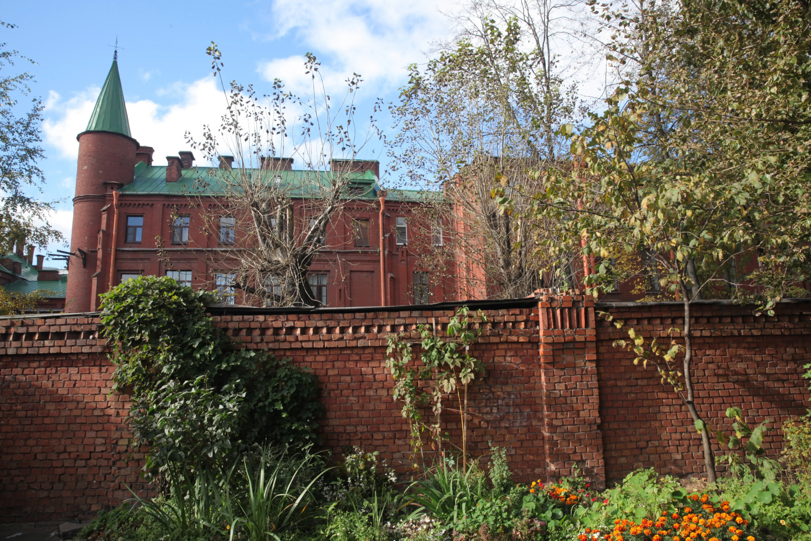 Апартаменты Моголя Зеленая Студия