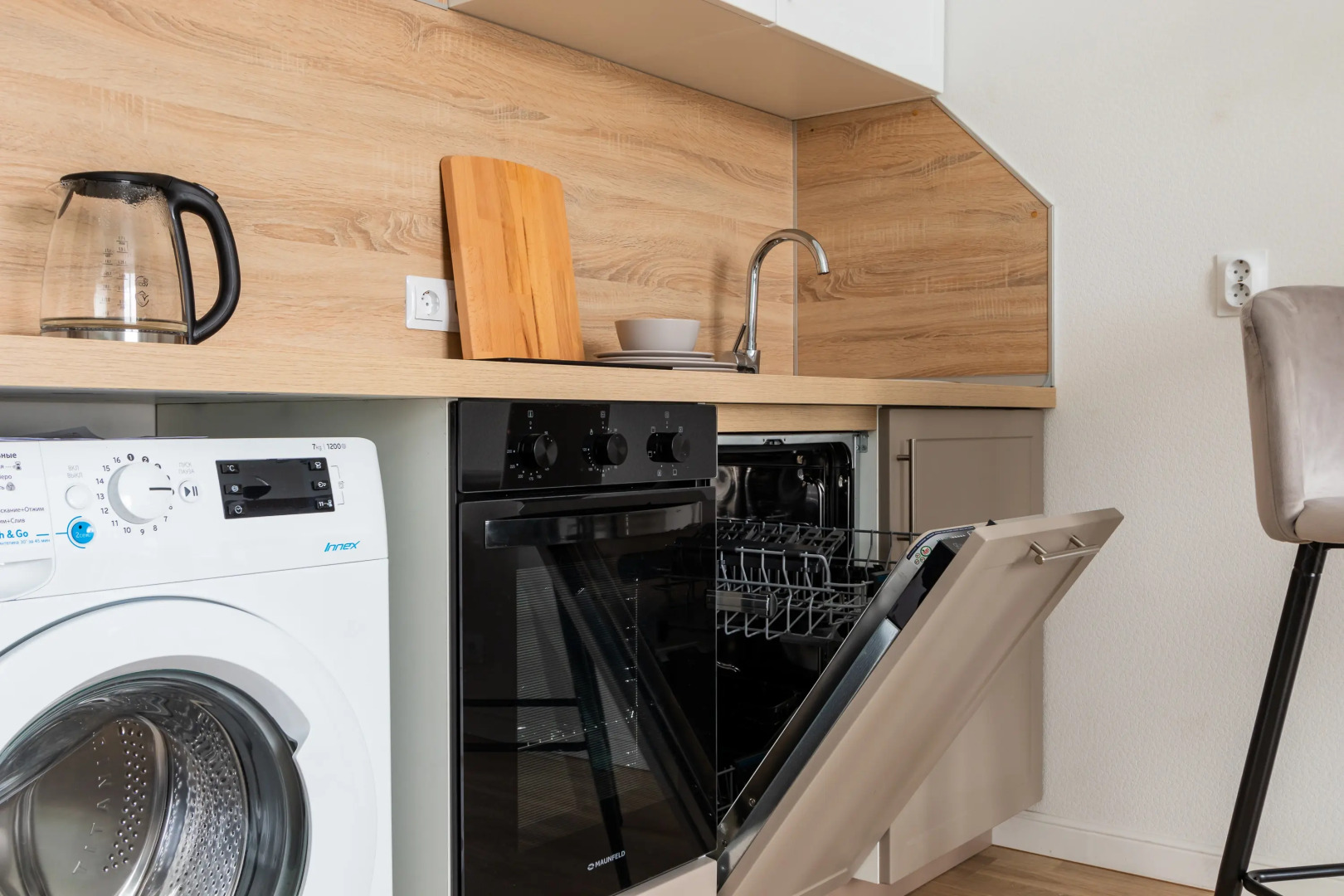 Апартаменты ELIZA HOME Дыбенко