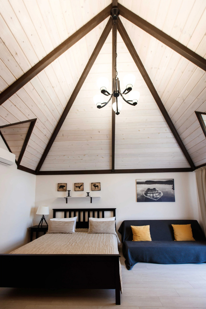 Апартаменты двухуровневые с балконом