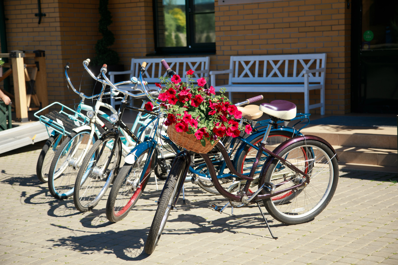 Отель Левада