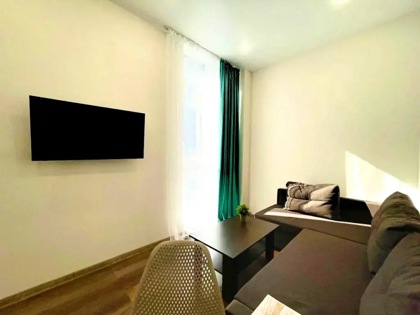 Квартира Малиновая 3б