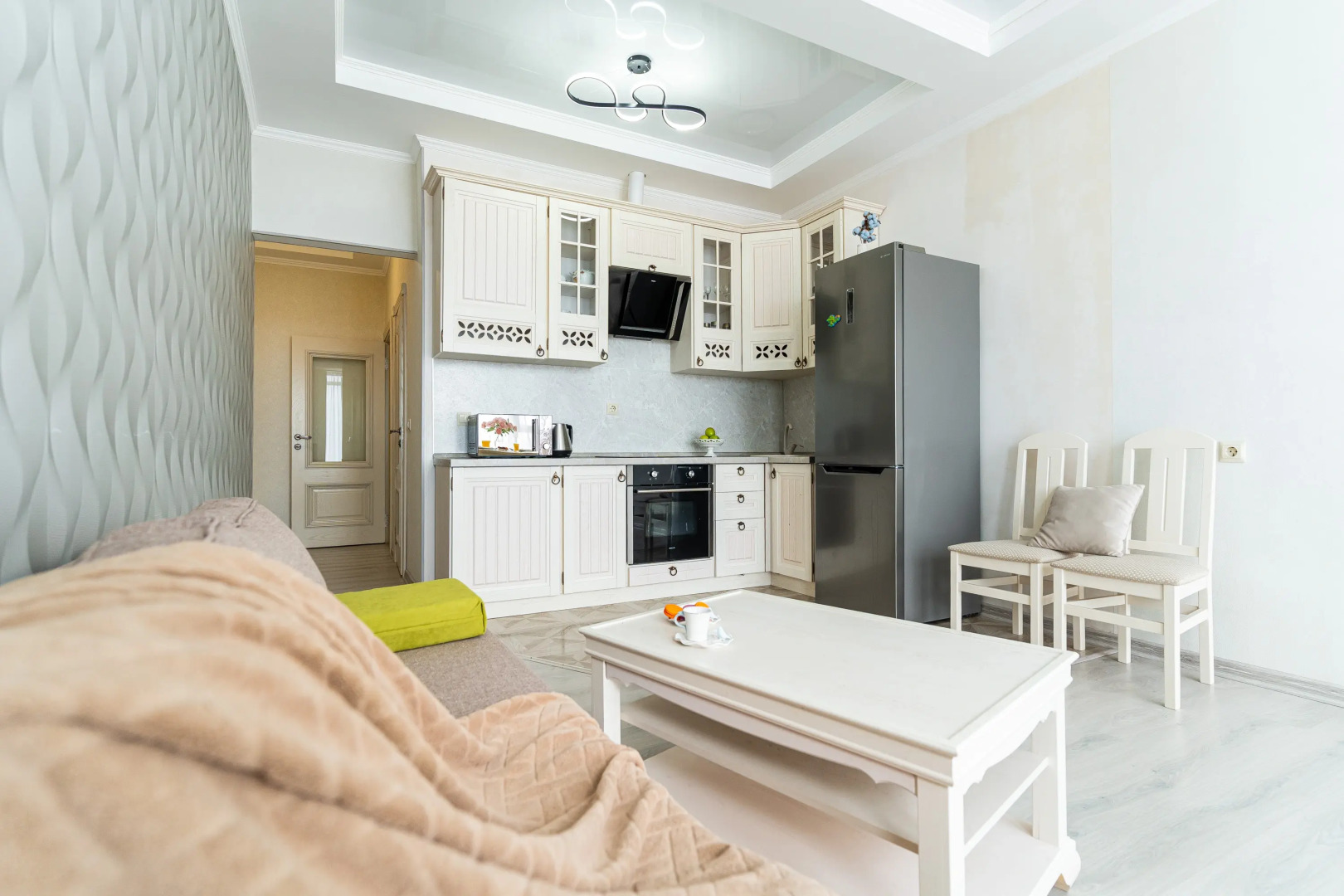 Апартаменты с потрясающими видами и большой ванной в Геленджике от LetoApart