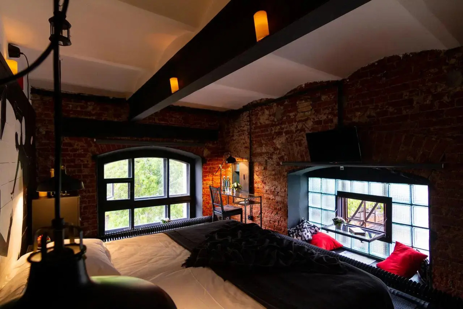 Отель River View