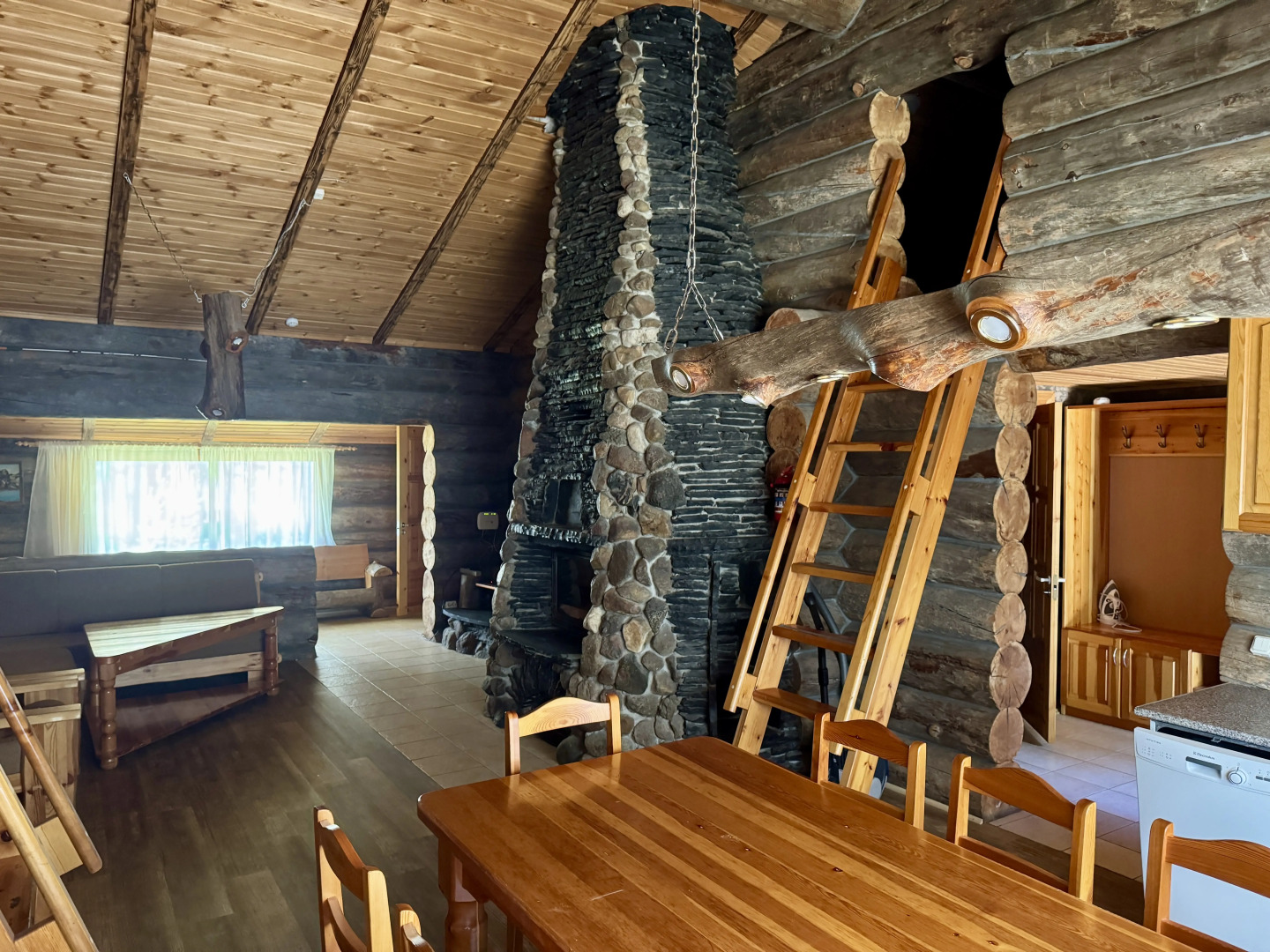 Коттедж Карелия Медвежка Комфорт с Видом на Озеро