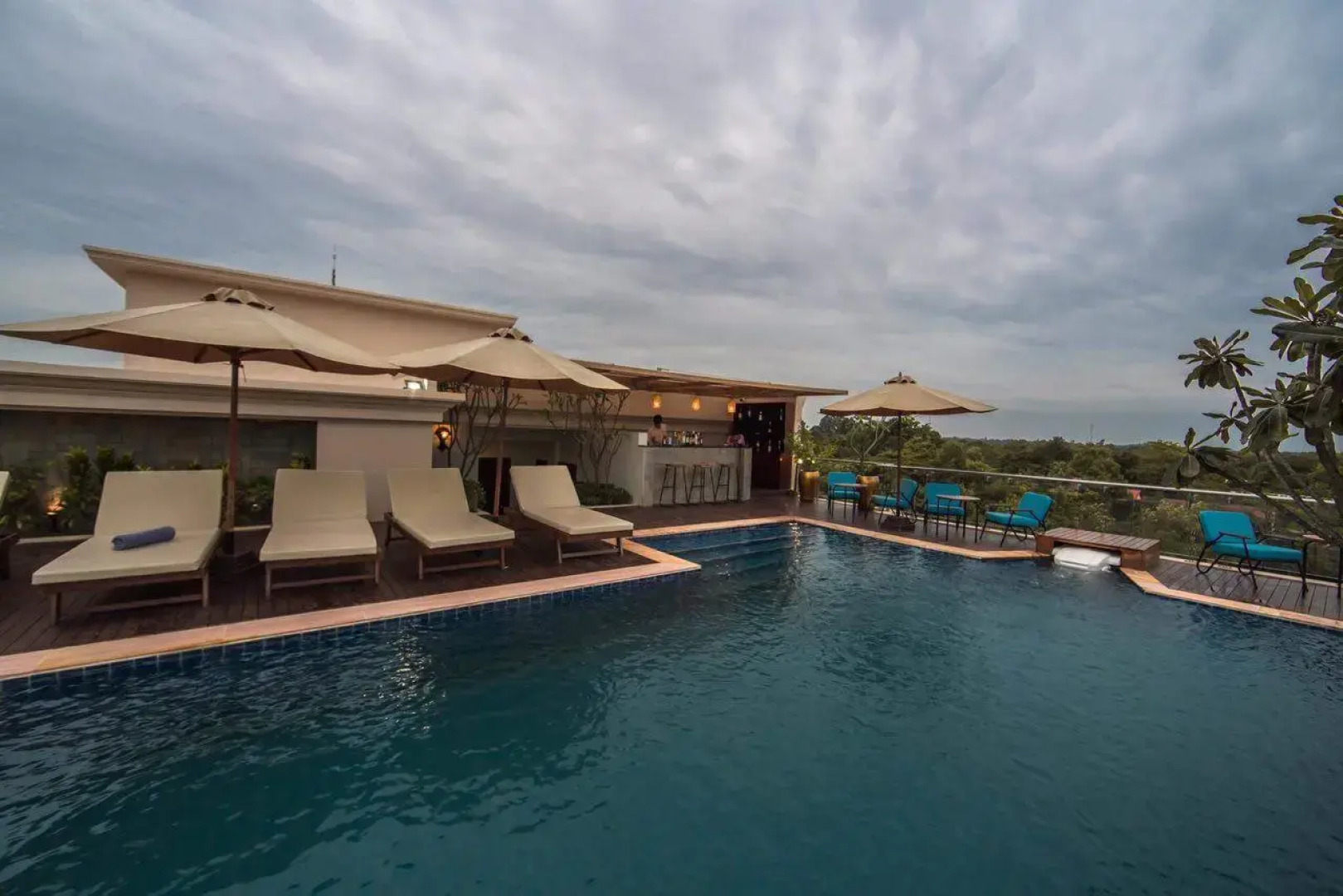 Отель Anachak Angkor Residence