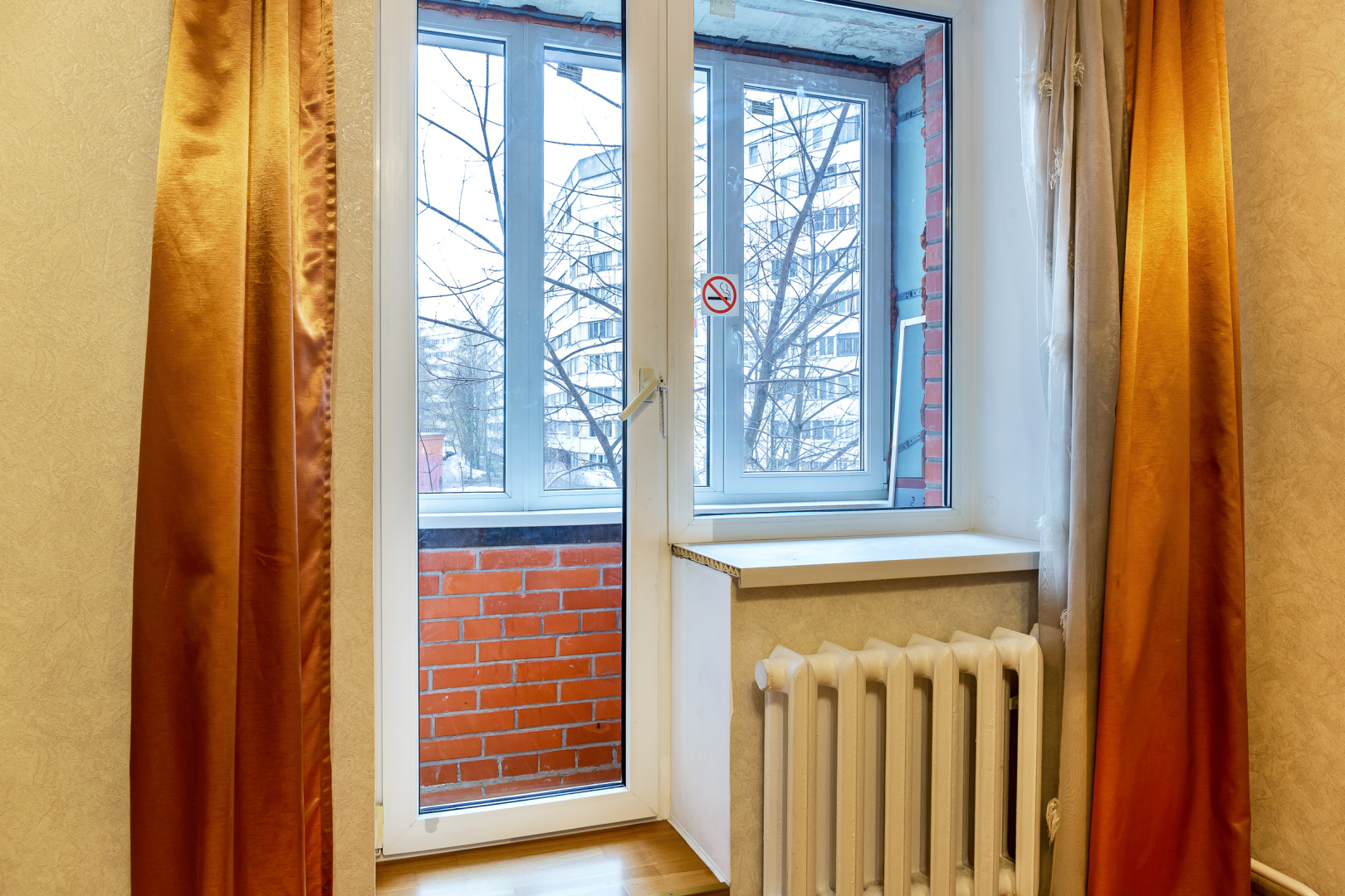 Квартира двухкомнатная Коломяжский 36/2