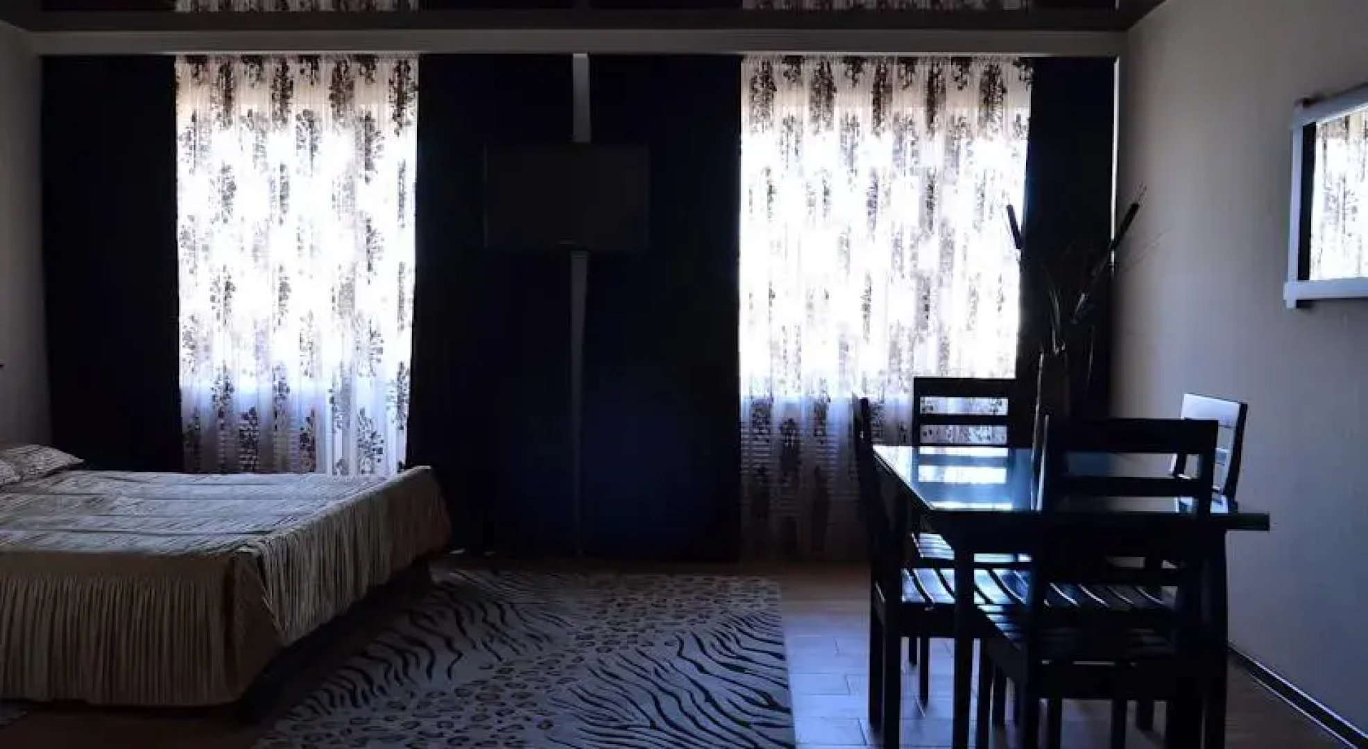 Отель Россия