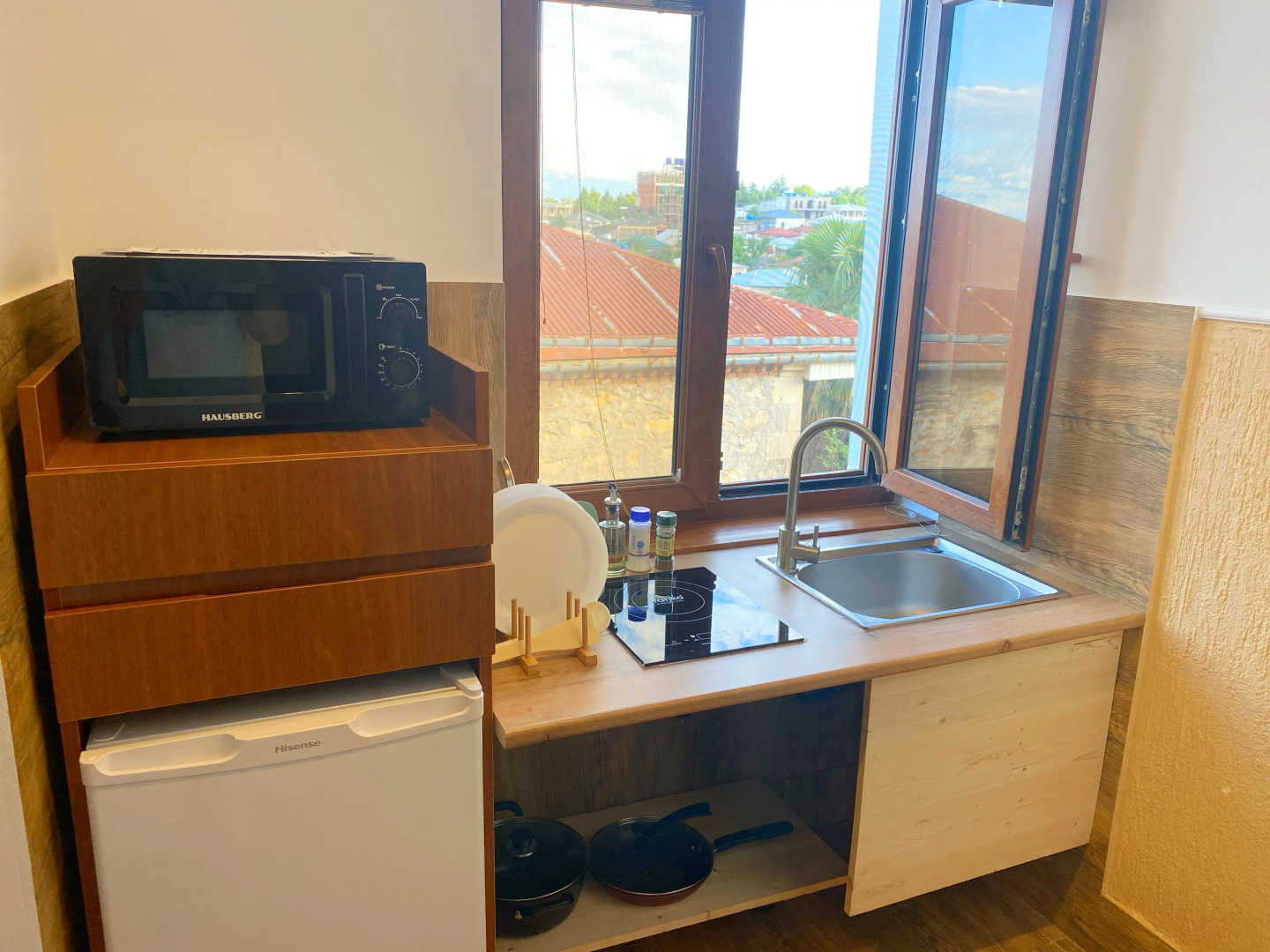 Отель Orange Kutaisi