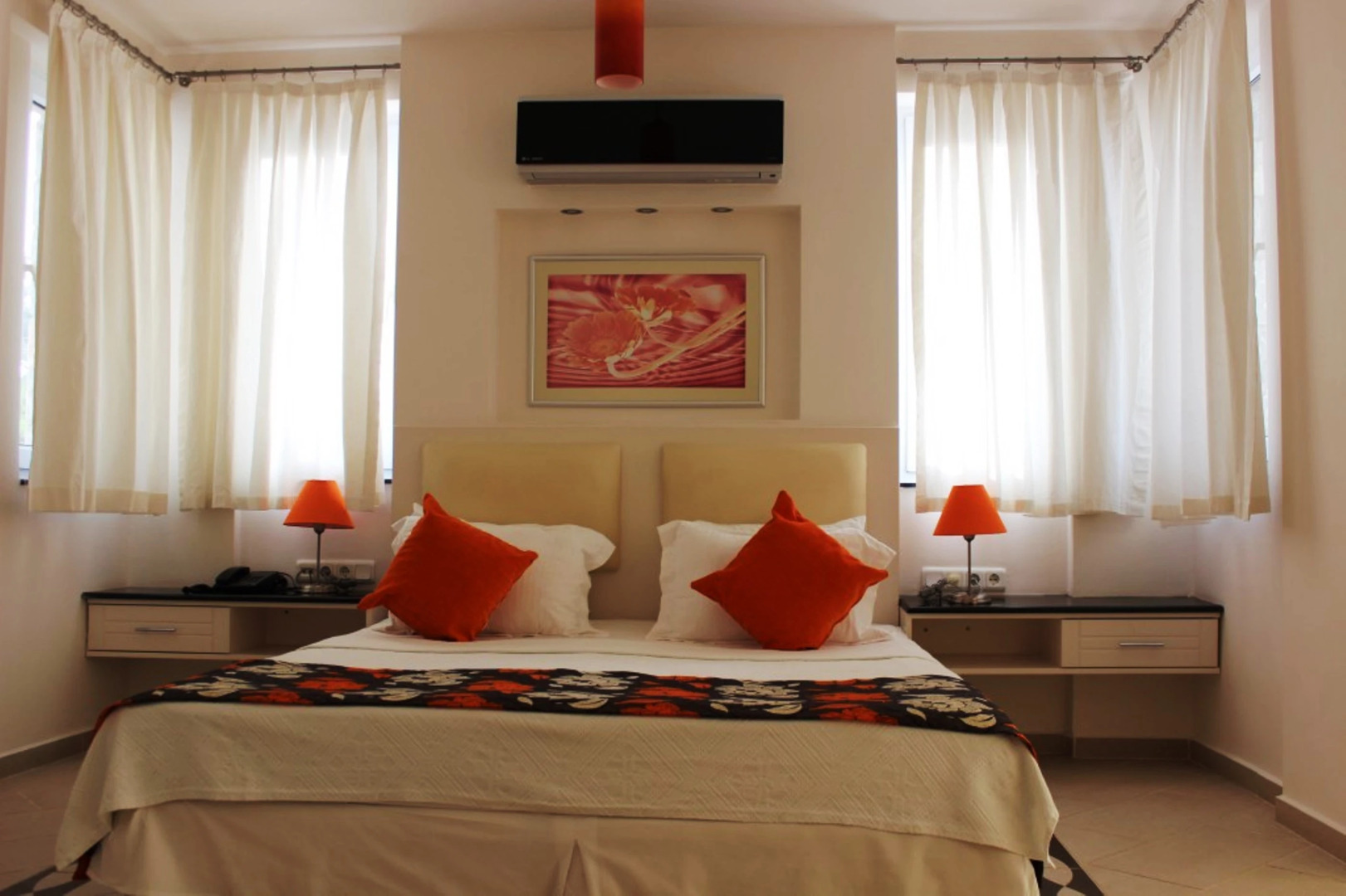 Отель Golden Life Heights Deluxe Suite