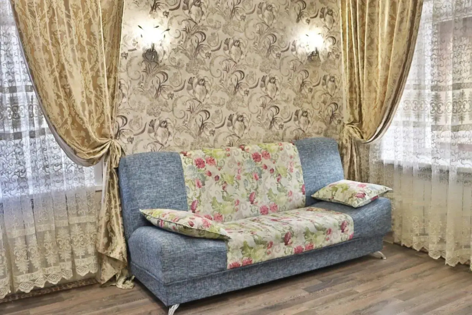 Апартаменты Уютные на улице Коммунаров