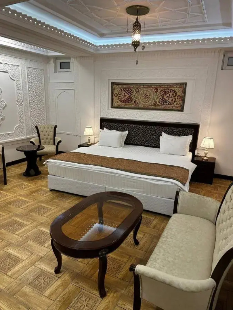 Отель Shahriston