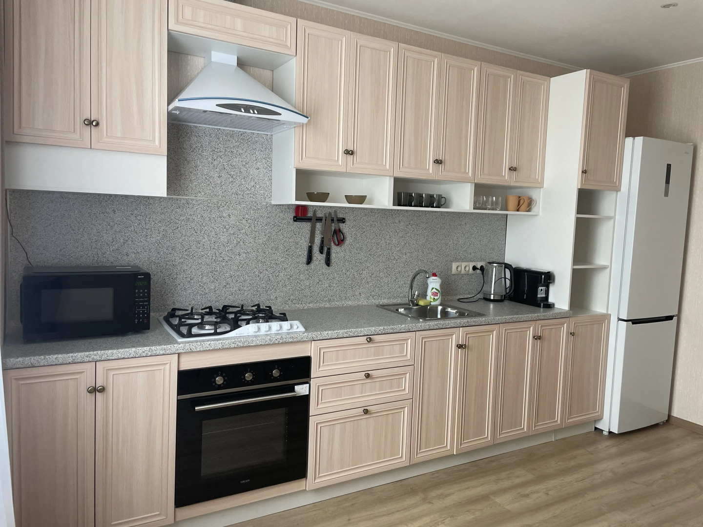 Квартира Современная видовая 1-комнатная квартира у реки в Завидово