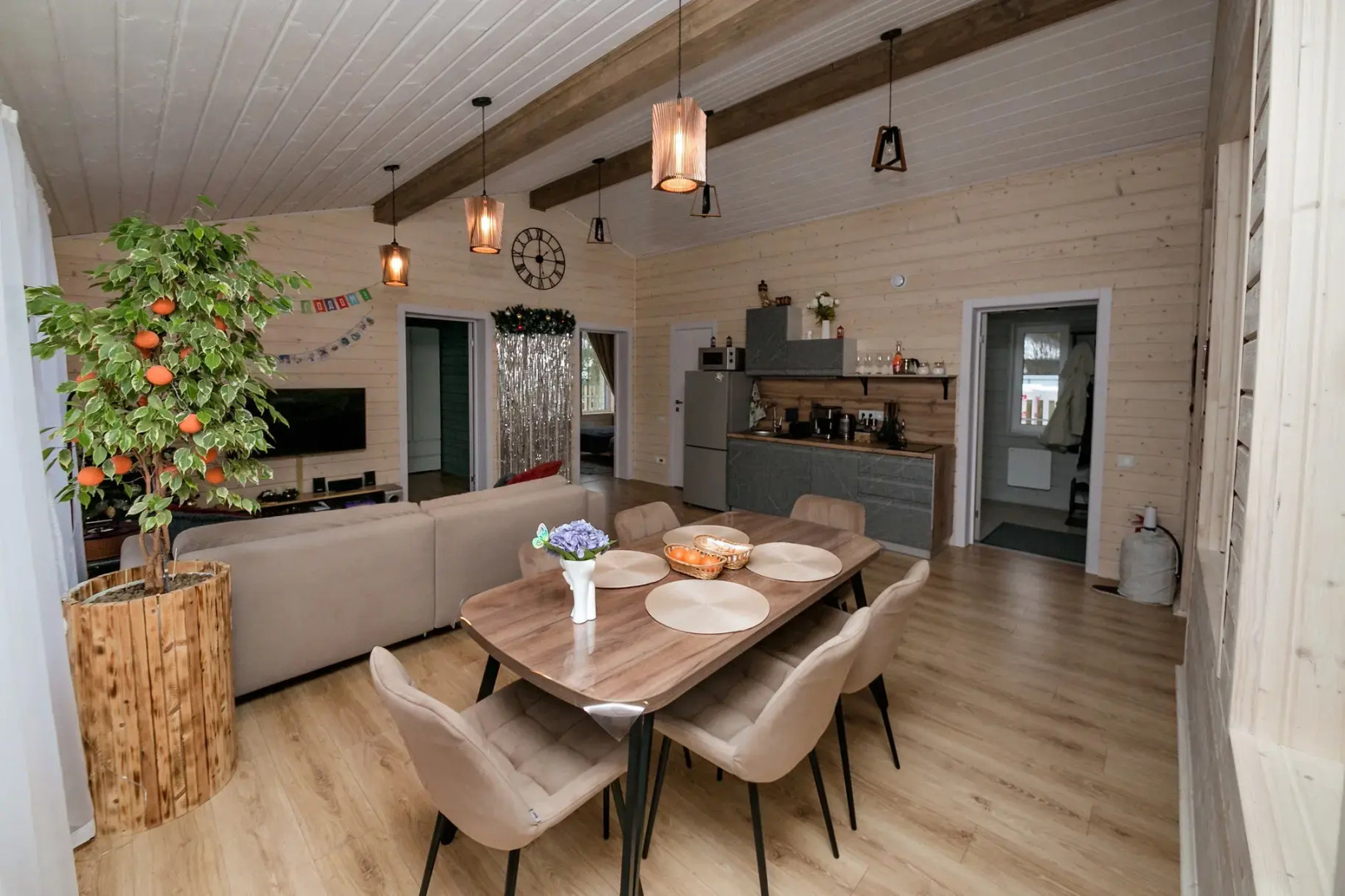 Частный дом в соснах