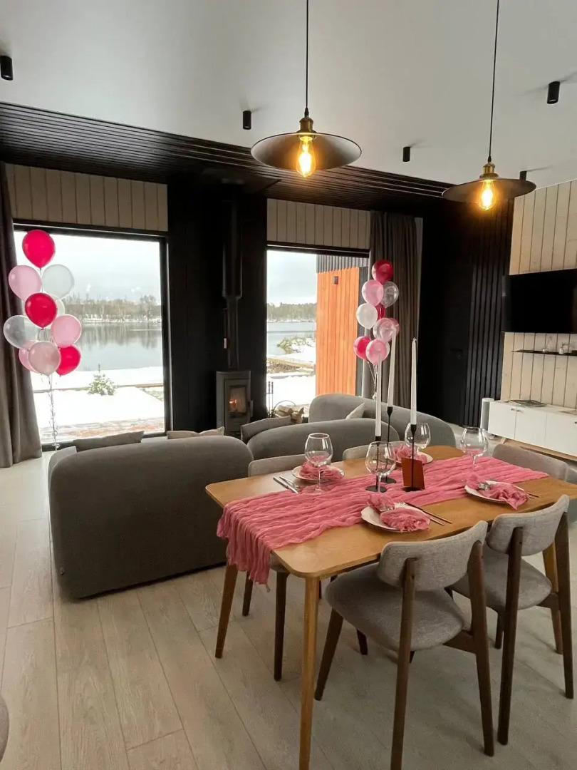 Частный дом Дом и Озеро