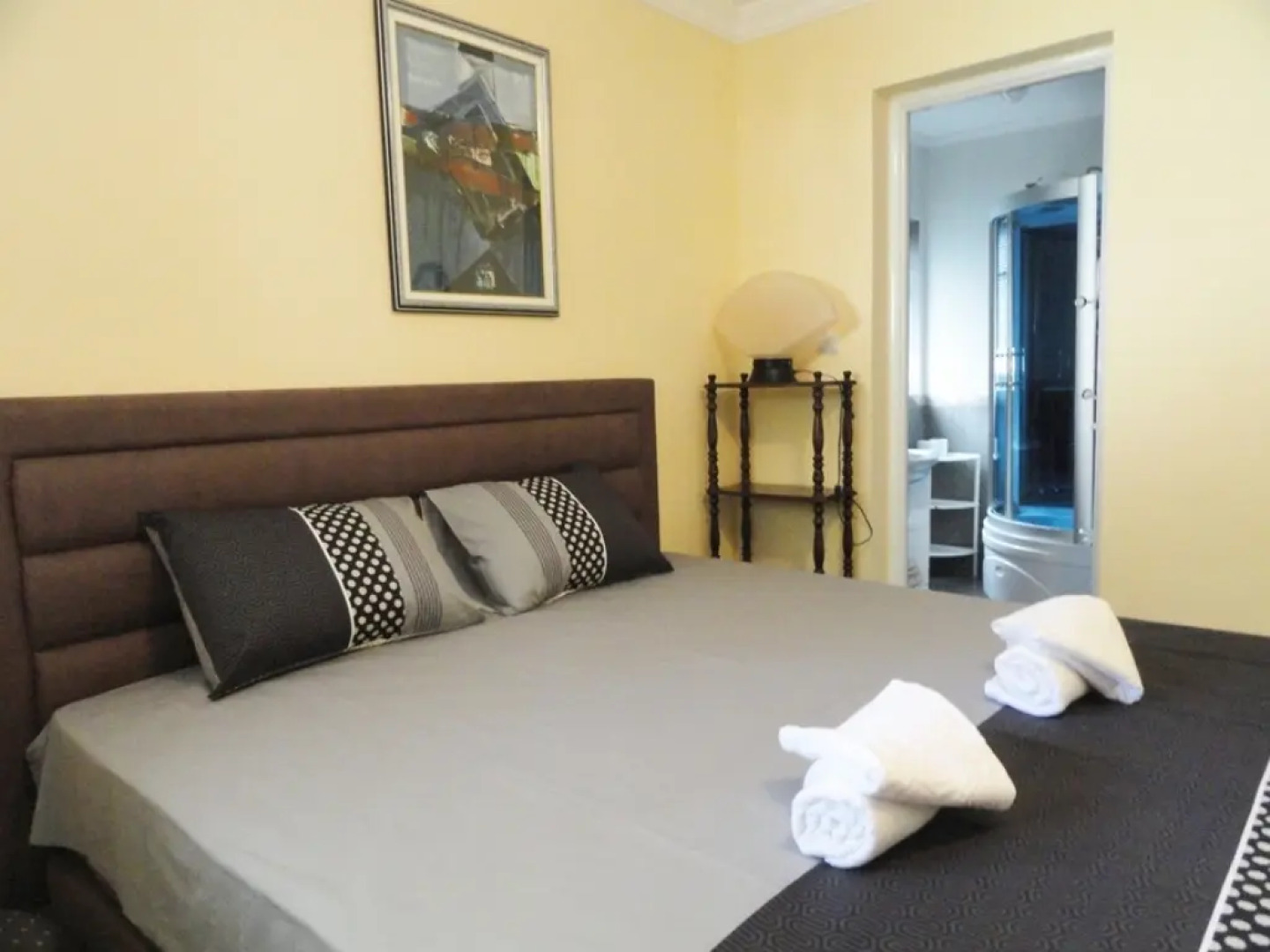 Вилла Petrovac с бассейном 6 спален