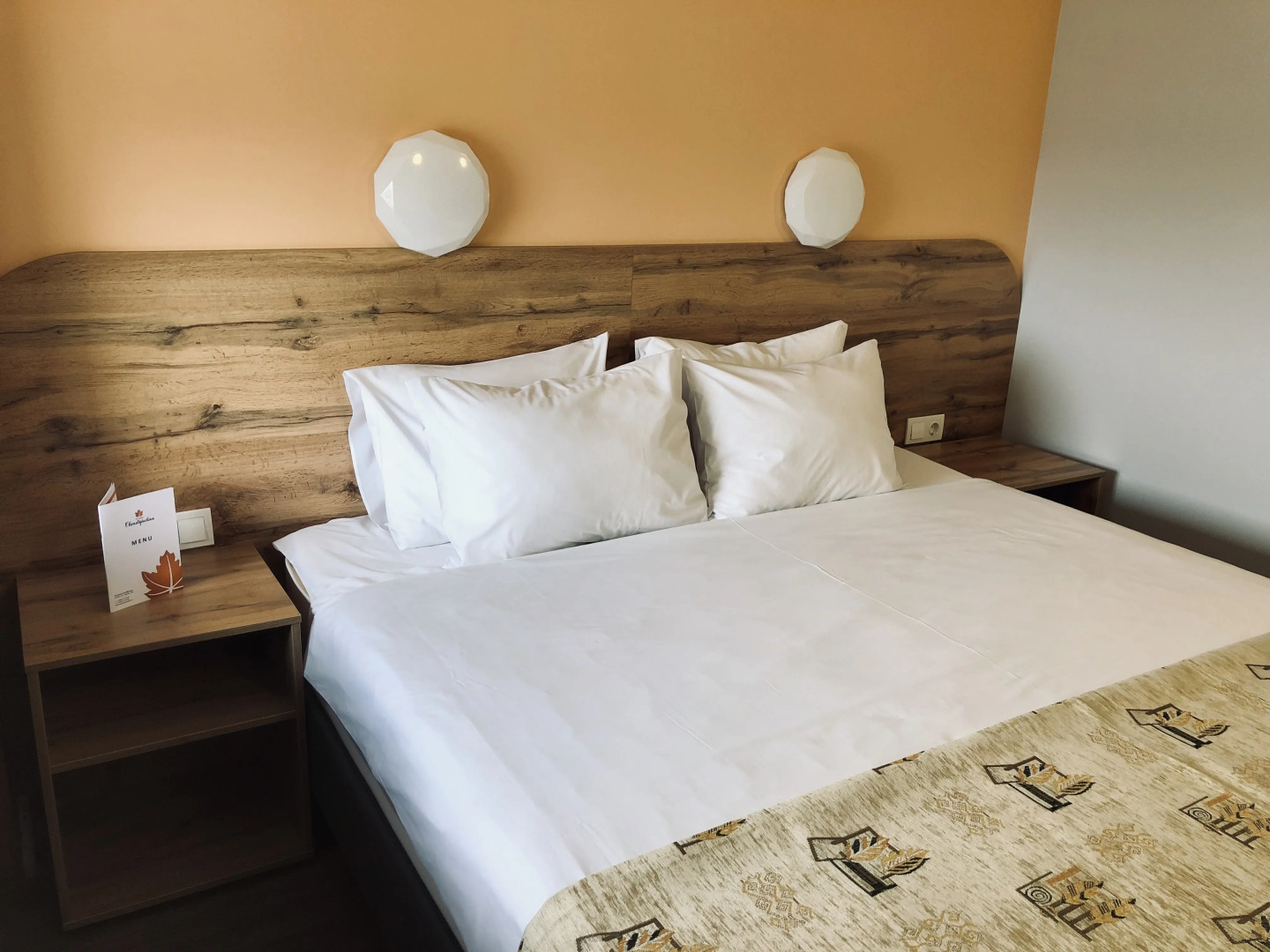 Октябрьская Отель