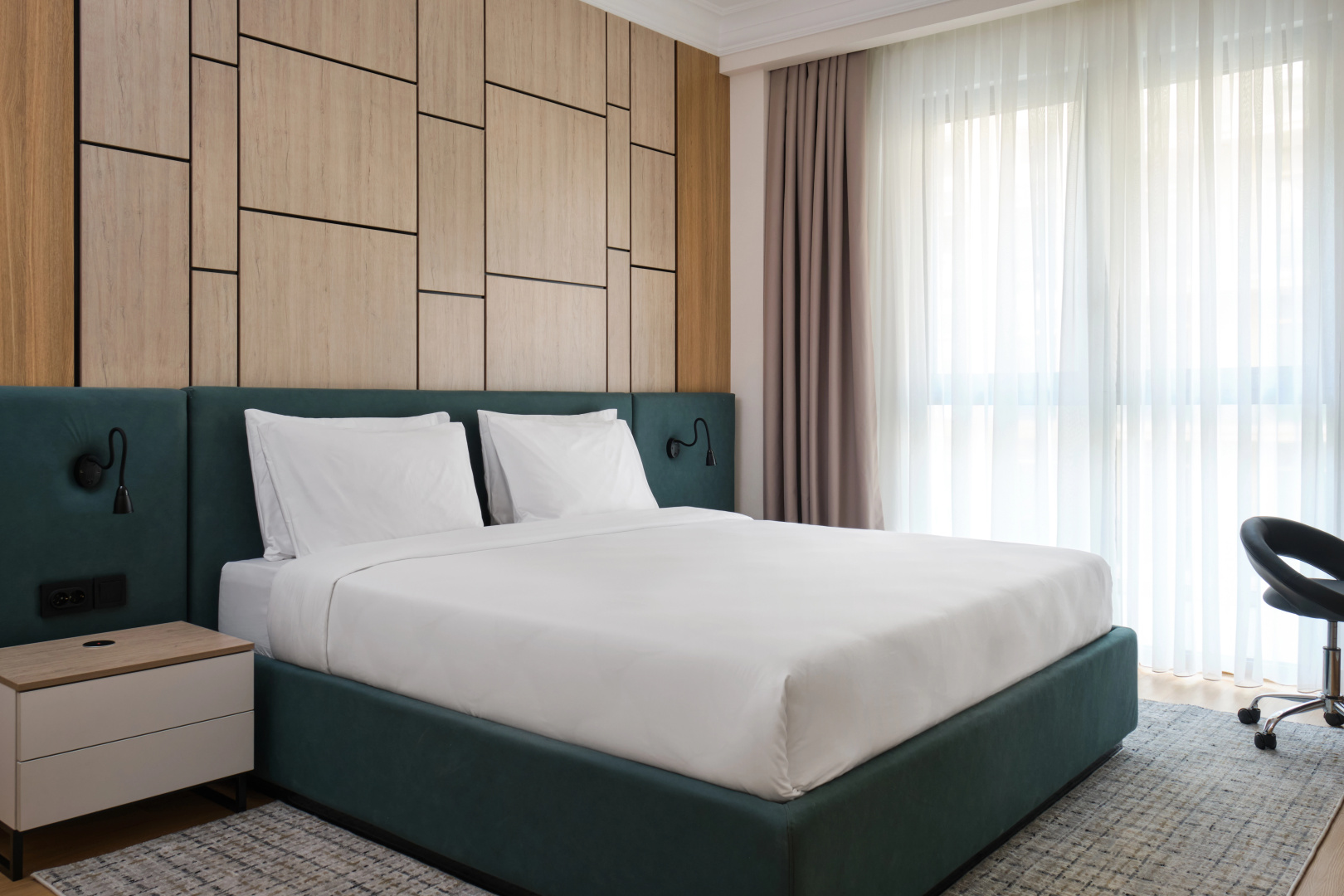 Апарт-отель Stylo Residences & Suites