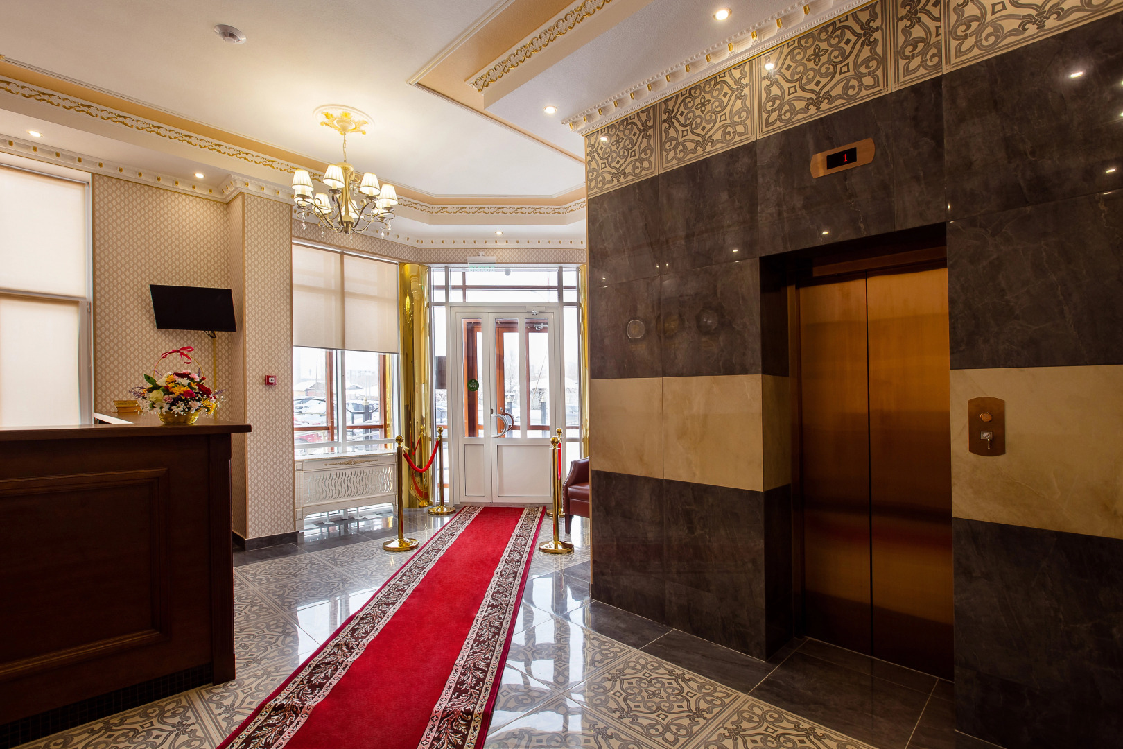 Отель Версаль