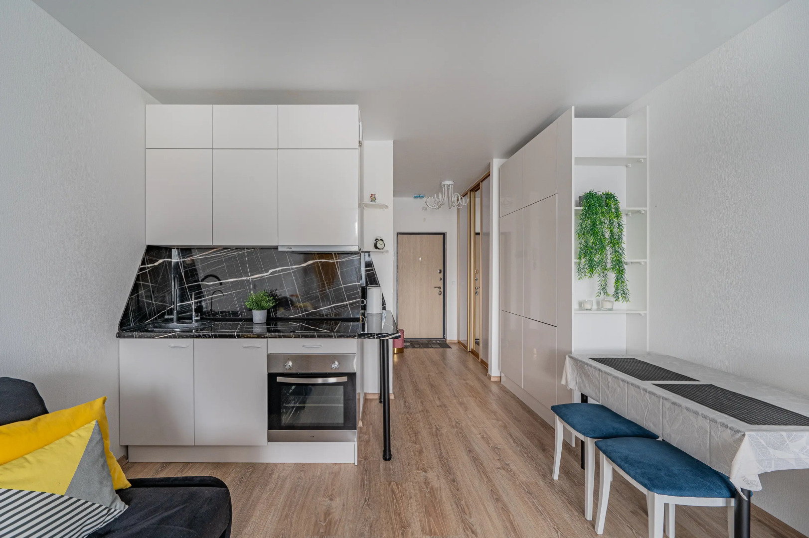 Апартаменты Светлый 6