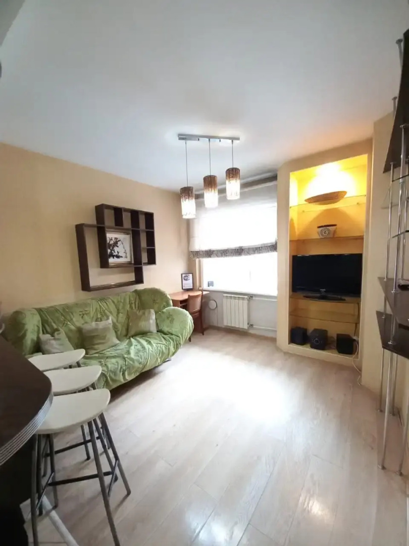 Квартира Александра Невского 99/4