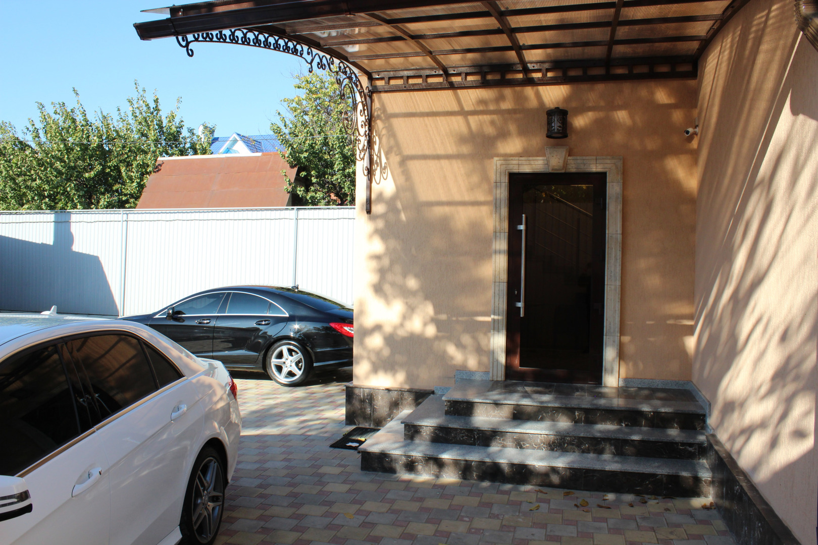 Отель Chocolatier