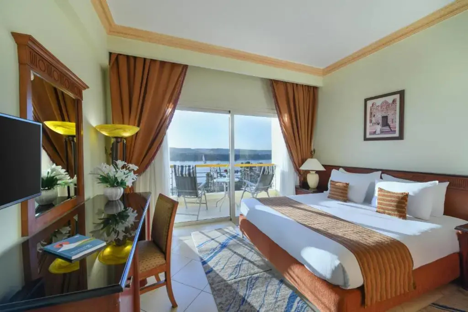 Отель Tolip Aswan