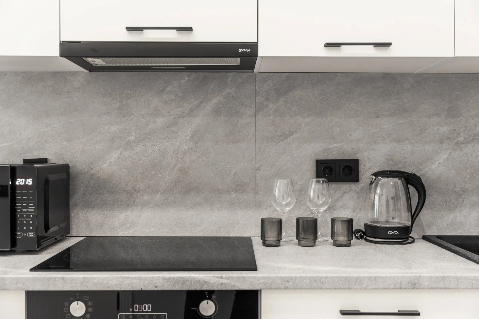 Апартаменты ADT Meridian White Marble