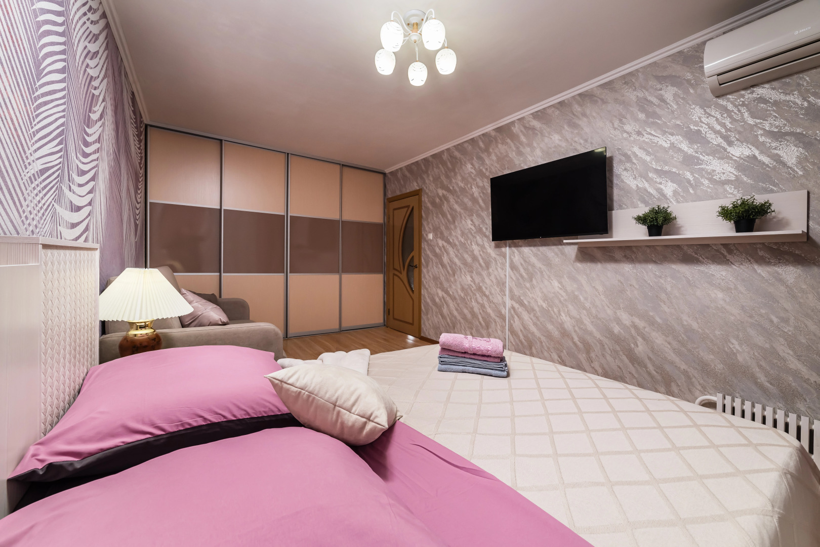 Апартаменты на Чистопольской