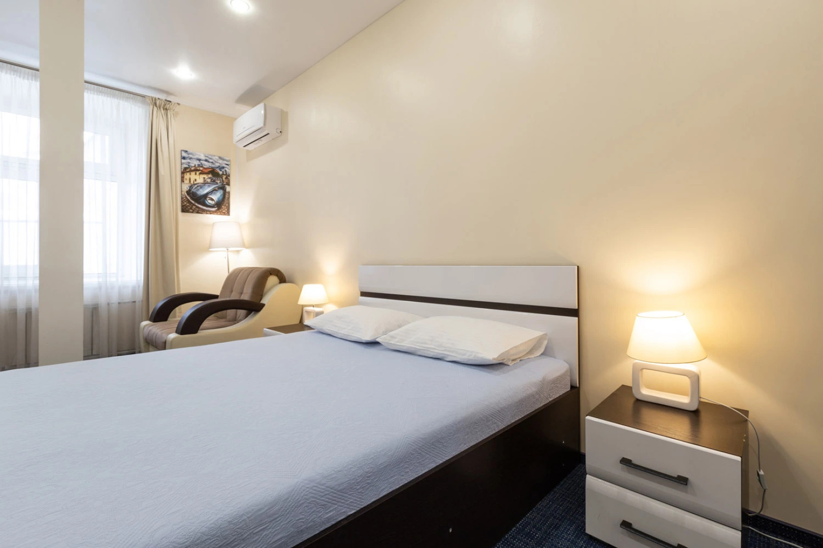 Отель Артхофф