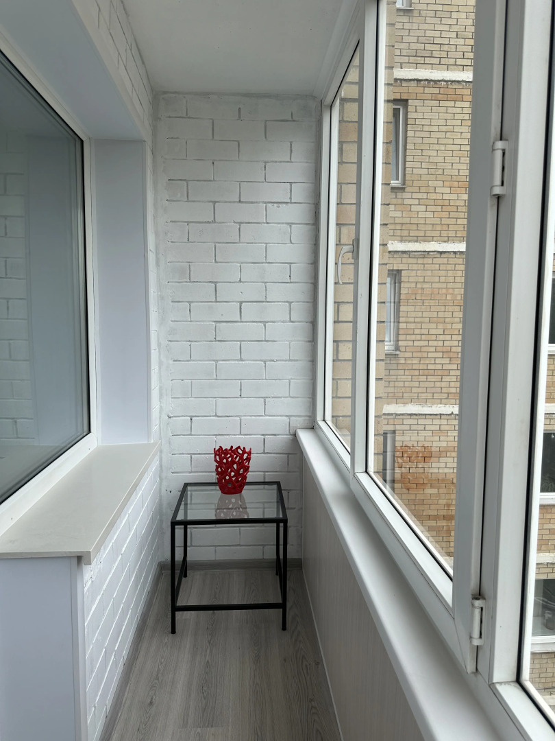 Квартира на Лебедева 32