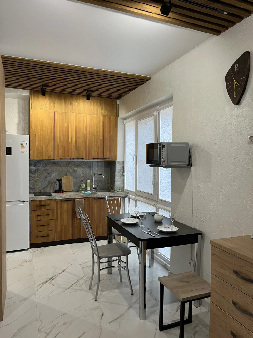 Апартаменты Актер House