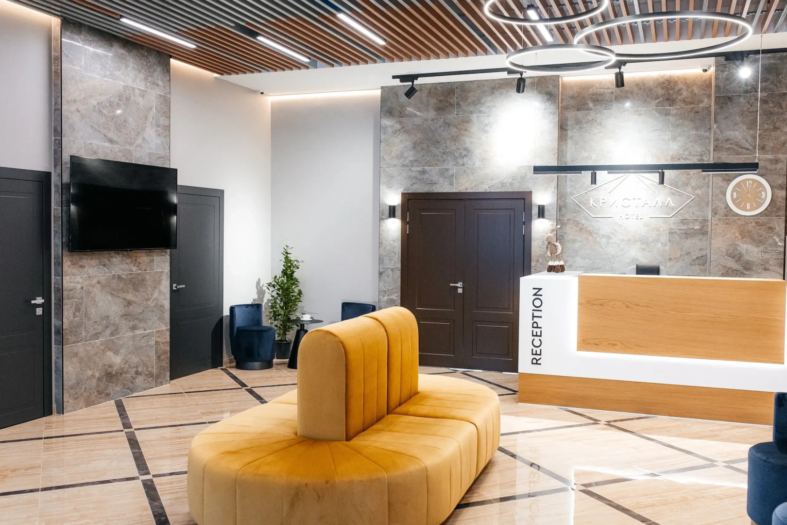 Отель Кристалл