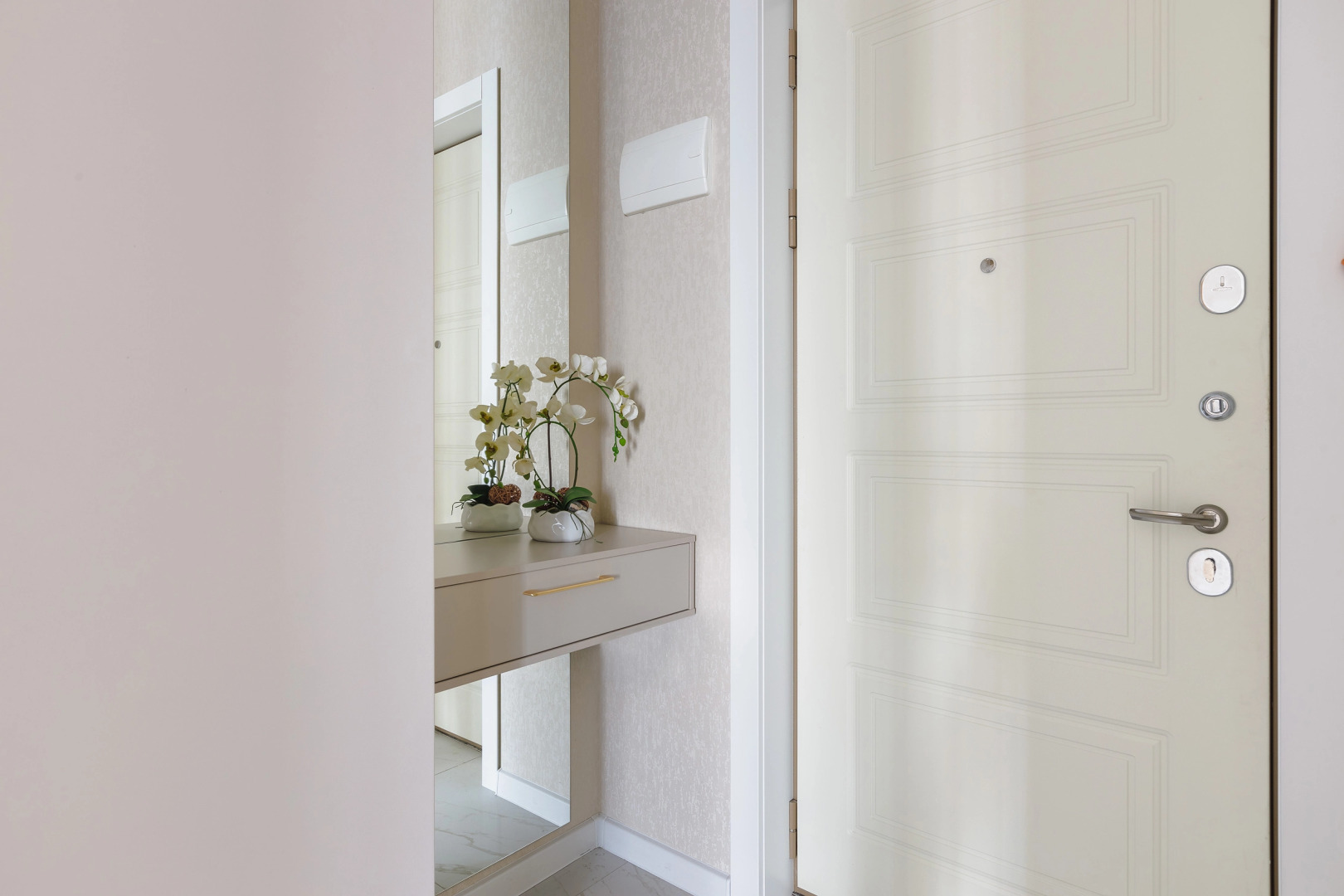 Апартаменты SUNVILLES Новая дизайнерская двушка с Видом