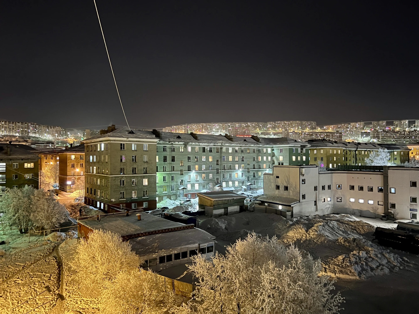 Квартира с тремя раздельными спальнями лифтом и балконом