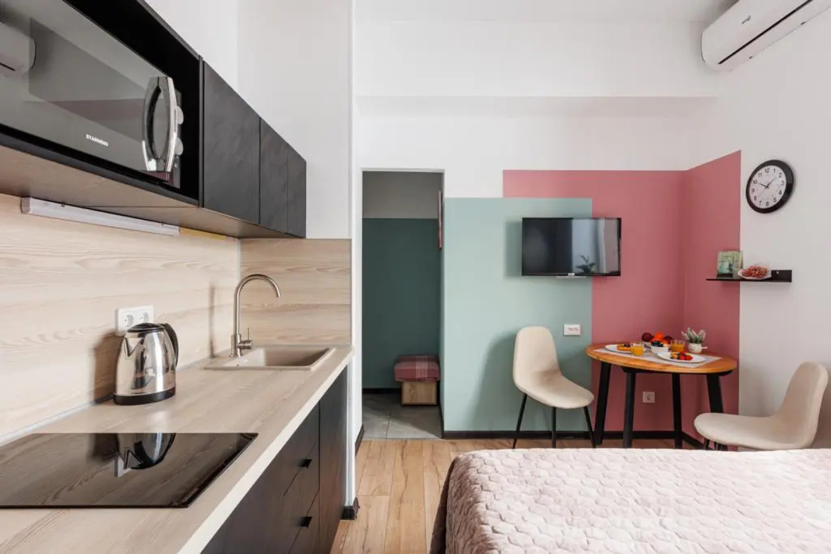 Апартаменты Стильный апартамент на Окружной