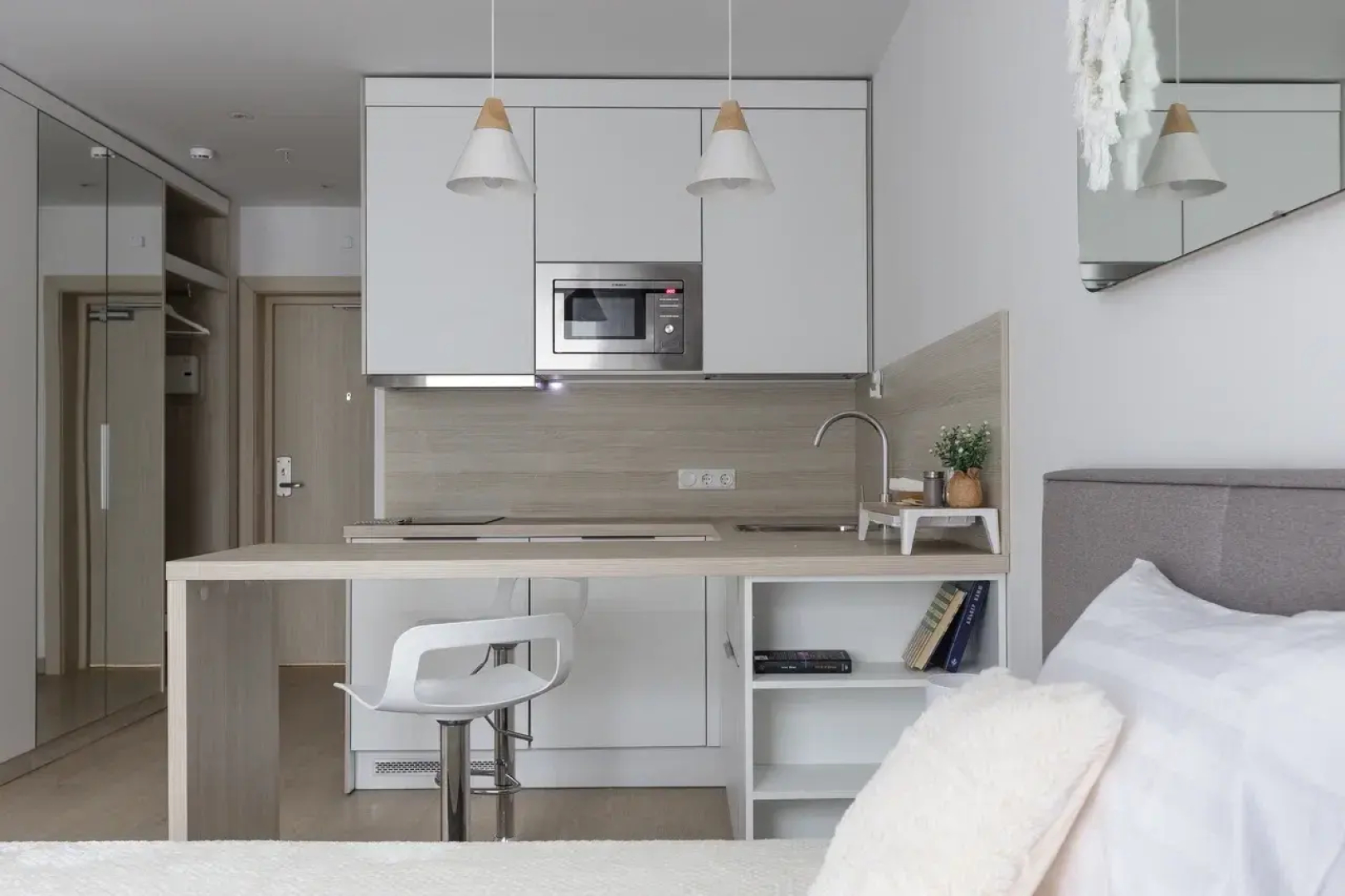 Апартаменты VivatApartSpb Шикарная студия КРЕМ Yes в историческом центре