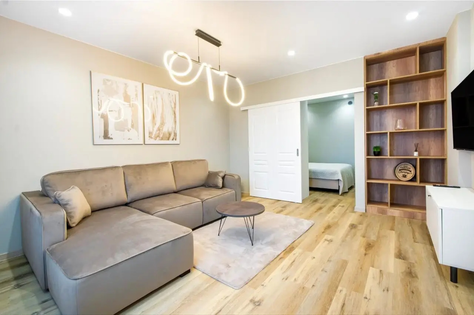 Апартаменты Небо Первая Линия 17